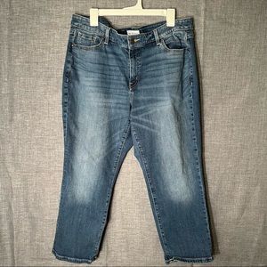 Mid rise girlfriend crop size 16 Lane Bryant jeans